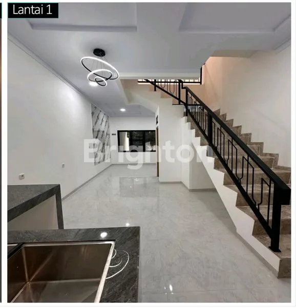 image RUMAH BARU 3 LANTAI DI TANJUNG DUREN BARAT , JAKARTA BARAT (1)
