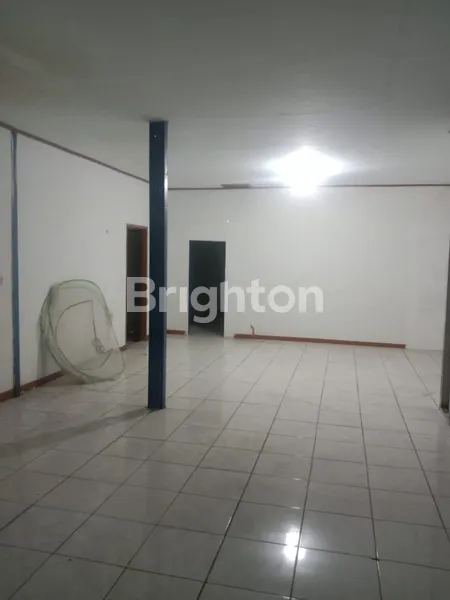 image GUDANG STRATEGIS DI JALAN RAYA CILEUNGSI – SIAP PAKAI, LT 1100, LB 400, BISA TRONTON (3)