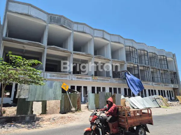 image RUKO 3 LANTAI DEKAT RAYA MERR LOKASI DI RAYA KEDUNGASEM 0 JLAN RAYA RAMAI COCOK BUAT USAHA ATAU KANTOR (3)