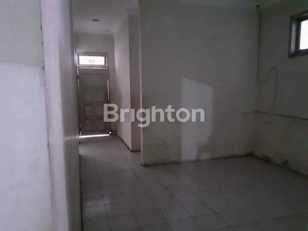 image RUMAH DAN RUANG USAHA SIAP PAKAI AREA PUSPONJOLO SEMARANG (3)