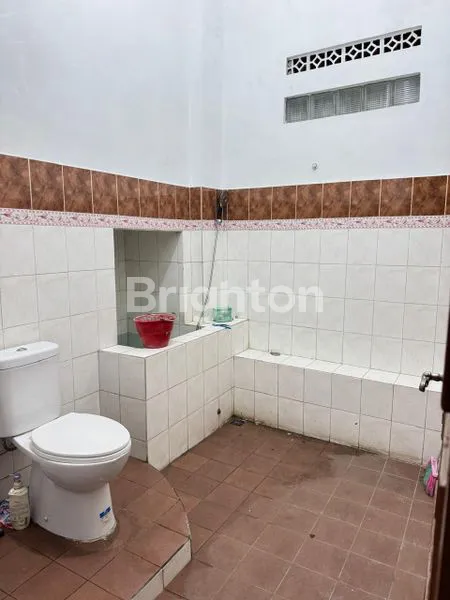 image RUKO 3 LANTAI STRATEGIS DI JL. GATOT SUBROTO TIMUR – DENPASAR! (3)