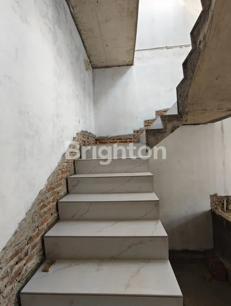 image DIJUAL RUMAH TAMAN RATU JALAN MANGGA (3)