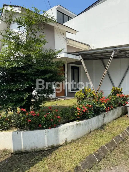 image DI JUAL RUMAH HOEK SIAP HUNI DI KRR BOGOR, 15-20 MENIT KE STASIUN BOGOR, 30 MENIT KE PINTU TOL, 15 MENIT KE BTM MALL (2)