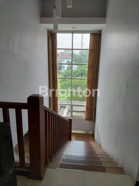 image DIJUAL /DISEWAKAN RUMAH AREA ARAYA PONDOK BLIMBING INDAH PBI PERUMAHAN ELITE KOTA MALANG ONE GATE SYSTEM RUMAH HOOK (8)