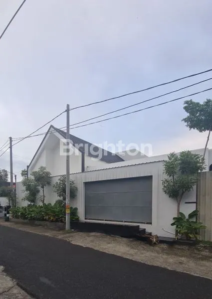 image DISEWAKAN RUANG USAHA DI MOJOSONGO!! LOKASI STRATEGIS DEKAT 2 KAMPUS!! COCOK UTK CAFE DAN WORKING SPACE!!! ISTIMEWA (2)