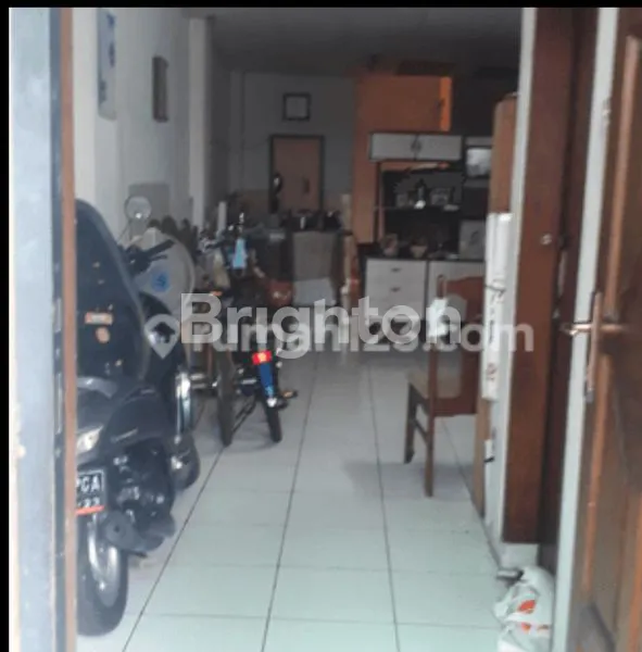 image RUMAH 3 LANTAI DI TOMANG, LT 75 LB 180 (5)