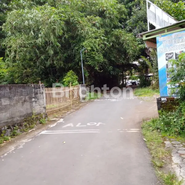 image TANAH SIAP HUNI 271M² DI SEYEGAN (1)