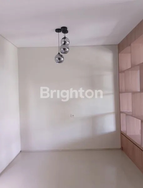 image DIJUAL RUMAH CANTIK DI NORTH WEST LAKE – SIAP HUNI !! (3)