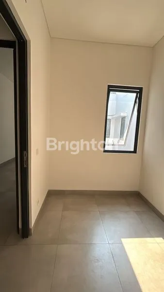 image DISEWAKAN RUMAH BARU DI YUTHICA (5)