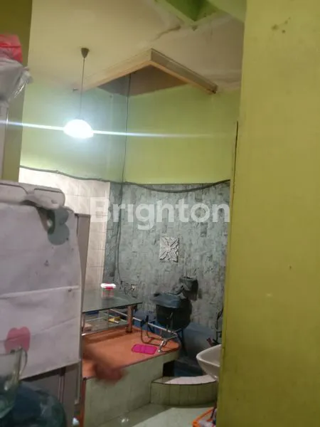 image RUMAH 2,5 LANTAI LUAS TANAH 126M2 HJ MANSYUR CIPONDOH DEKAT GREENLAKE DAN CILEDUG LETAK SANGAT BAGUS DAN RAMAI UNTUK USAHA (4)