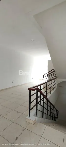 image RUKO 3 LANTAI 2 MUKA DI GADING SERPONG, TANGERANG (1)