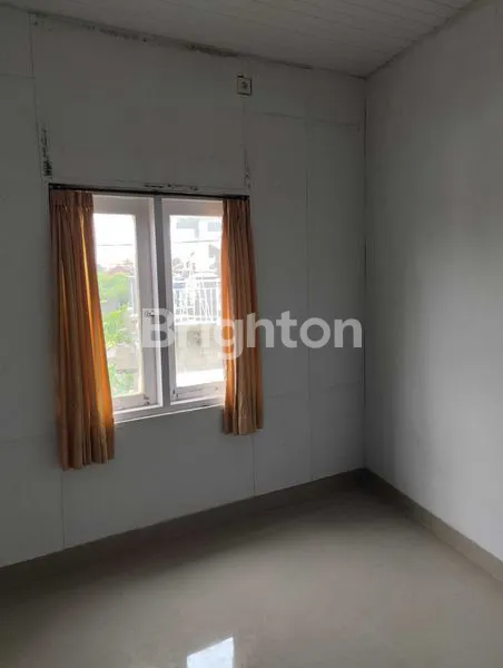 image RUMAH 2 LANTAI DI KESIMAN, 3 KT (5)