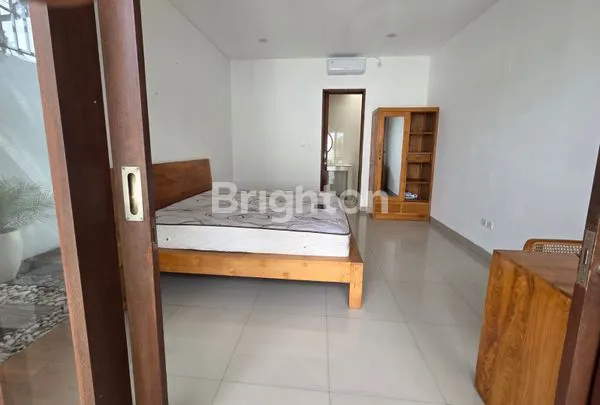 image VILLA EKSKLUSIF DENGAN SENTUHAN MODERN DAN FASILITAS LENGKAP DIKAWASAN KEROBOKAN  (6)