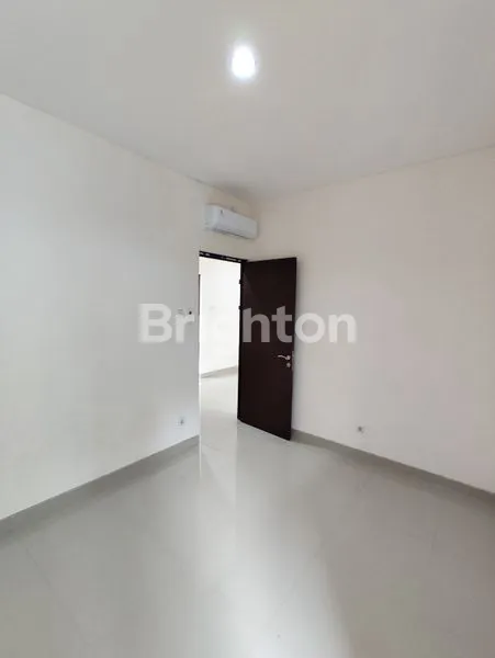 image RUMAH SEWA DUA LANTAI  KOSONGAN CLUSTER KEDATON BSB CITY (8)