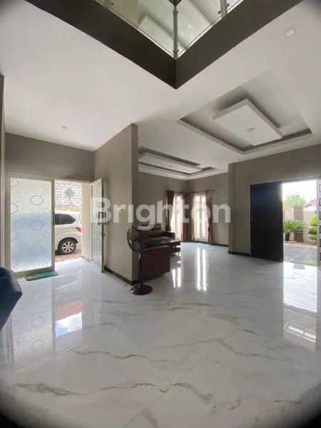 image RUMAH SHM FURNISHED LENGKAP DI GRESIK (1)