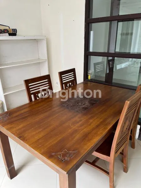 image RUMAH CLUSTER MEWAH FULLY FURNISHED DI TIRTAMAYA RESIDENCE GENTAN (5)