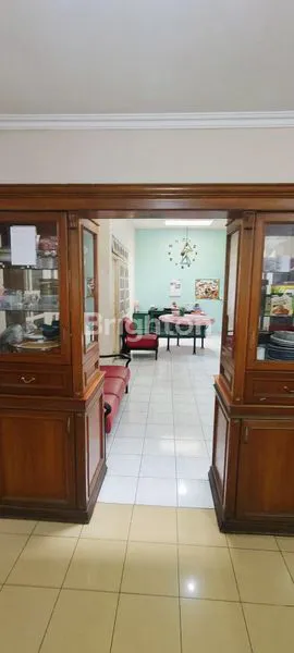 image PERUMAHAN TAMAN MERUYA ILIR MERUYA UTARA KEC KEMBANGAN JAKARTA BARAT RUMAH 1 LANTAI UKURAN 10X20 HADAP TIMUR CARPORT 2 MOBIL ROW JALAN 2 MOBIL NEGO (7)