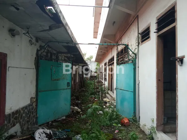 image JUAL CEPAT! RUMAH HITUNG TANAH JALAN RANGKAH DEKAT PUSAT KOTA SURABAYA BRONGGALAN PLOSO KALIJUDAN KAZA MALL KAPAS KRAMPUNG TAMBAKSARI MERR KENJERAN (3)