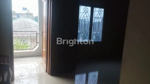 image RUMAH 2 LANTAI PETUKANGAN SELATAN JAKARTA SELATAN (4)