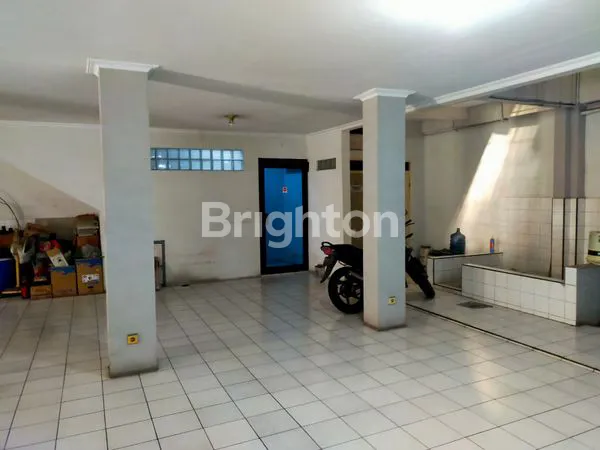 image RUKO GANDENG 2.5 LANTAI • TAMAN COSMOS • SIAP PAKAI (5)