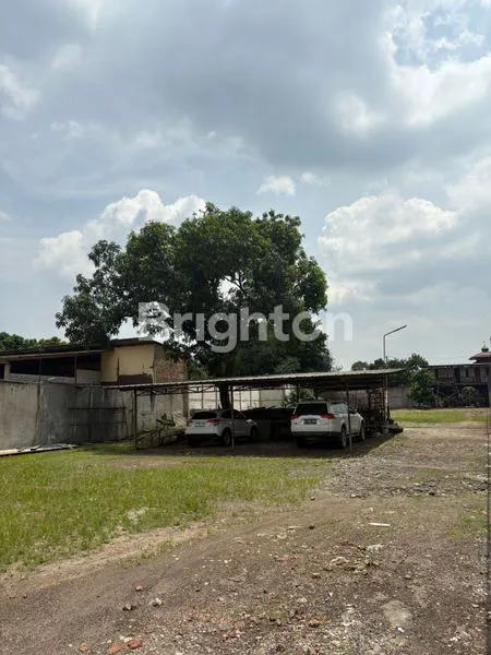 image TANAH KOMERSIAL 1.220 M² PINGGIR JALAN RAYA MT HARYONO – COCOK UNTUK GUDANG / USAHA (4)