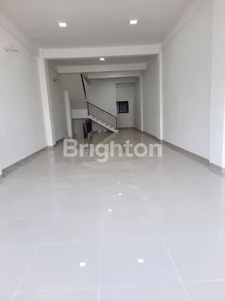 image RUKO BARU 3 LANTAI, LOKASI STRATEGIS SURABAYA (3)