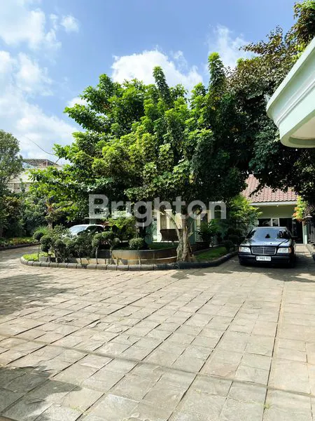 image RUMAH VILLA MEWAH CANTIK SIAP HUNI DI SETIABUDI, EKSKLUSIF AREA  (1)