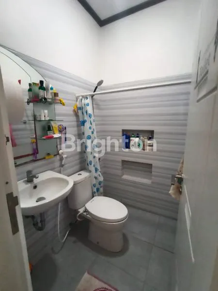 image DIJUAL RUMAH MODERN MINIMALIS DI PERUMAHAN JIMBARAN (6)