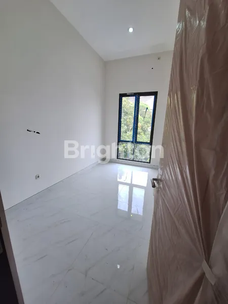 image PRAPEN HOOK BARU GRESS MINIMALIS 2LT DEKAT JEMURSARI SIDOSERMO (3)