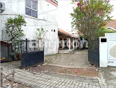 image RUMAH COCOK UNTUK USAHA DI GUBENG (3)