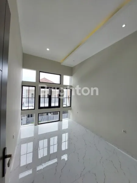 image RUMAH BARU 2 LANTAI PERUMAHAN WISMA MUKTI - KLAMPIS JAYA, SURABAYA TIMUR. (4)