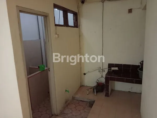 image RUMAH 2 LT DI WISMA ASRI, DEKAT SUMMARECON BEKASI (6)