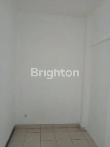 image RUKO 2 LANTAI DI TRAFALGAR P BELAKANG BCA, KOTA WISATA (8)