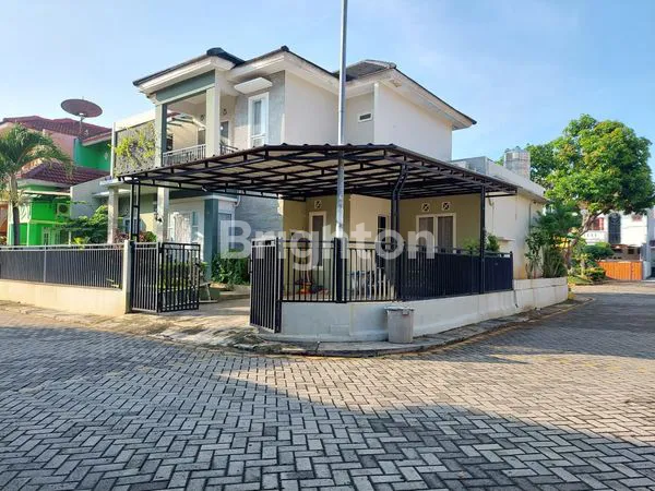 image RUMAH MEWAH 301M² DI VILLA ILHAMI, 5+1 KT (1)
