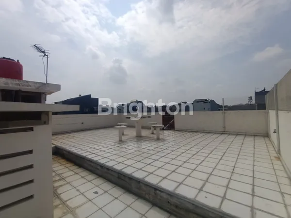 image RUMAH 2 LANTAI SUNTER AGUNG (5)