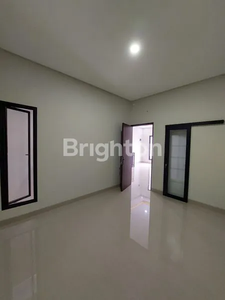 image RUMAH BESAR HARGA JARANG ADA! BUANA GARDENIA PINANG — 4 KAMAR, ROOFTOP, SHM, CUMA 1,4M NETT! (6)