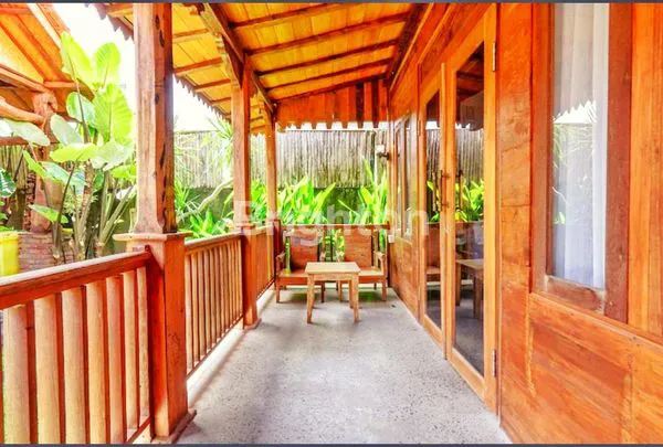 image RUMAH MEWAH FULL FURNISHED & PRIVATE POOL DI CANGGU - LOKASI PARIWISATA & PREMIUM DI KUTA UTARA (6)