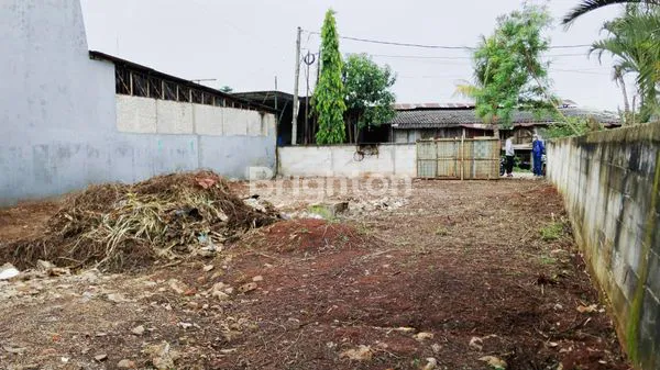 image TANAH KAVLING PENYELESAIAN TOMANG MERUYA UTARA KEMBANGN JAKARTA BARAT DEKAT KAV DKI UKURAN 12 X 25 M2 HADAP BARAT, SANGAT COCOK BUAT GUDANG (3)