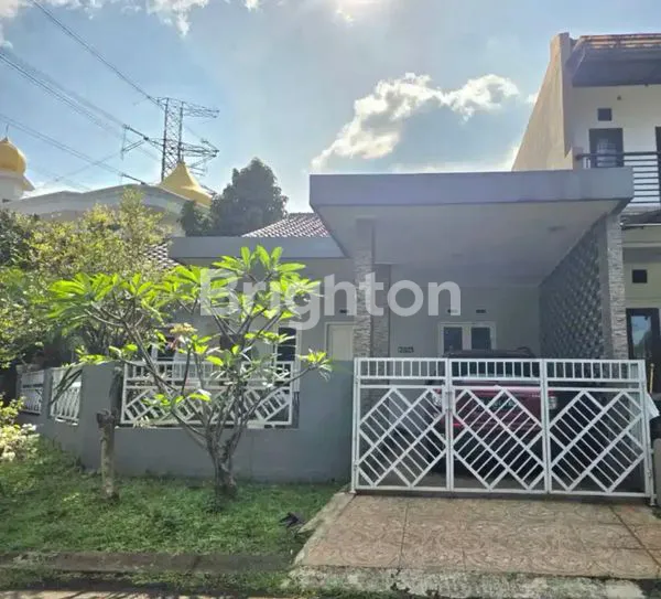 image RUMAH SIAP HUNI BUKIT SERPONG MAS (4)