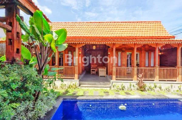 image RUMAH MEWAH FULL FURNISHED & PRIVATE POOL DI CANGGU - LOKASI PARIWISATA & PREMIUM DI KUTA UTARA (1)