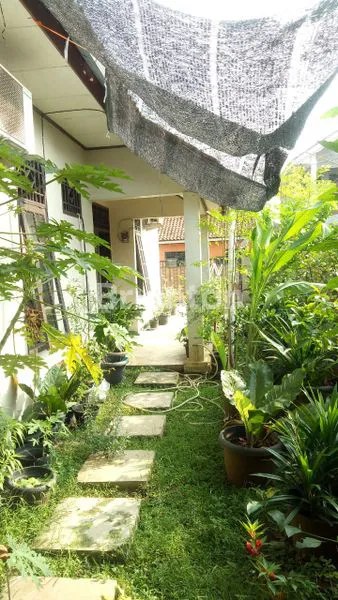 image JUAL RUMAH LUAS DAN NYAMAN DI LOKASI STRATEGIS (4)