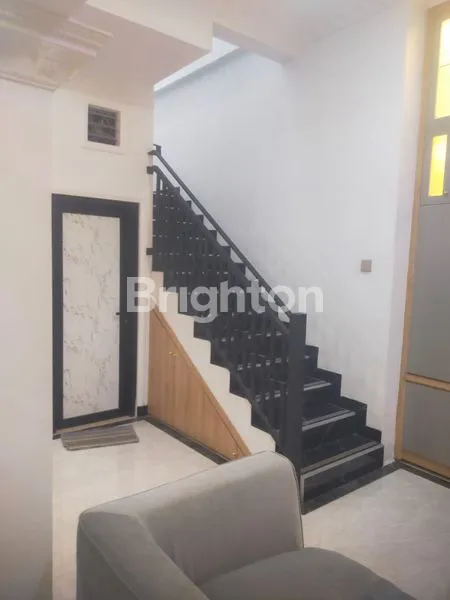 image FOR SALE : RUMAH MEWAH DI TIMUR JAKARTA (6)