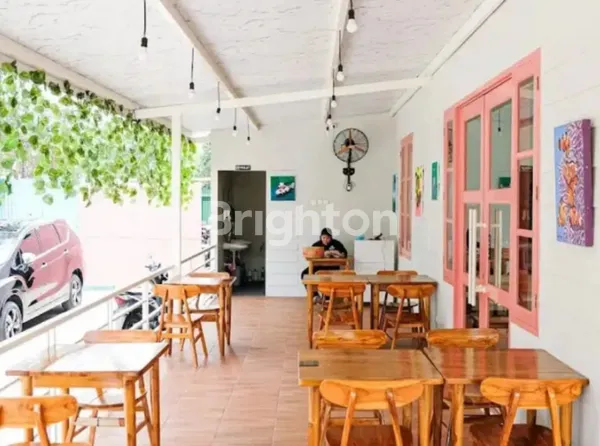 image CAFE RESTO SIAP PAKAI INCLUDE FURNITURE NOL JALAN RAYA CITRALAND (3)