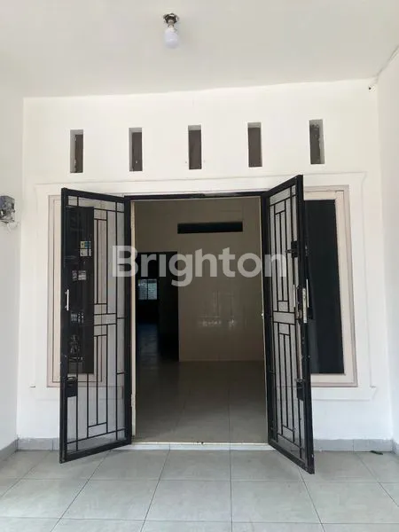 image DIJUAL SEGERA RUMAH 1 LANTAI SIAP HUNI (2)