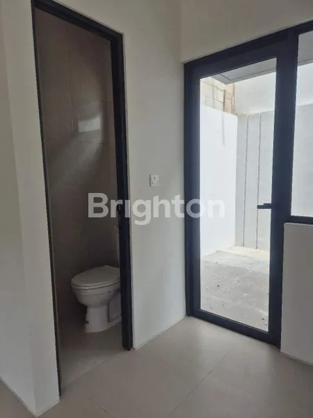 image DISEWA RUMAH DI PARK SERPONG (4)