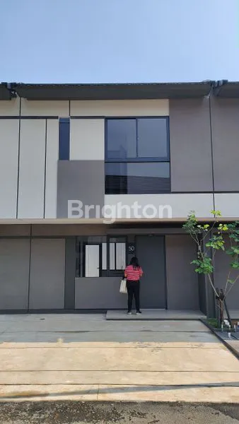 image DISEWA RUMAH DI PARK SERPONG (1)