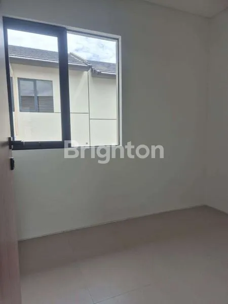 image DISEWA RUMAH DI PARK SERPONG (7)