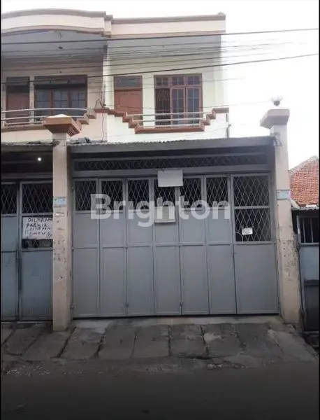 image RUMAH 2,5 LANTAI LT 84M² DI JEMBATAN DUA (1)