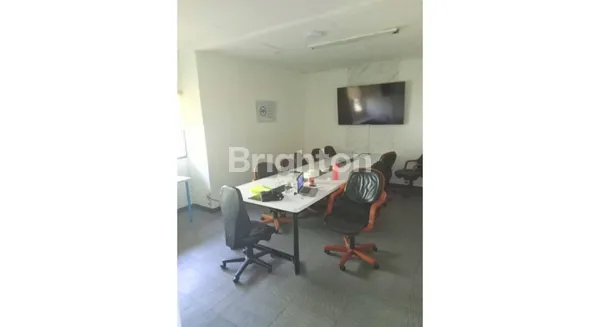 image RUMAH DIBAWAH HARGA PASARAN KAWASAN SENOPATI JAKARTA SELATAN (7)