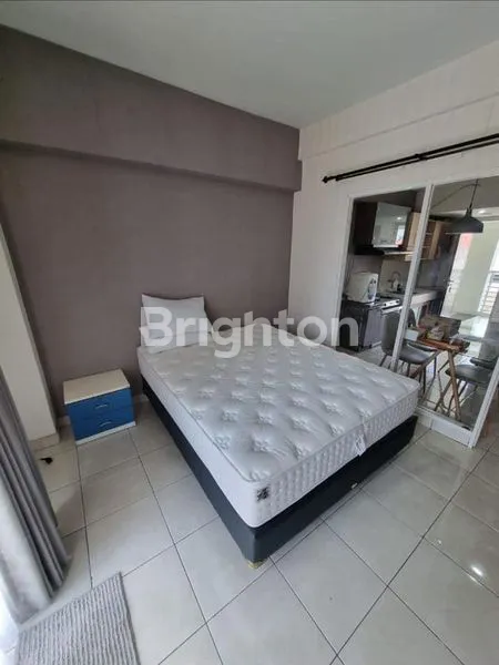 image APARTEMEN COSMOPOLIS 1BR C LANTAI 3 BAGUS FURNISHED SIAP PAKAI VIEW POOL BISA KPA DEKAT MERR ARIF RAHMAN HAKIM, KLAMPIS, MANYAR, NGINDEN, GALAXY MALL, KERTAJAYA, ITS, HANG TUAH (4)